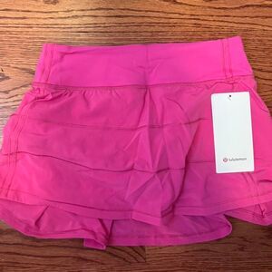 Lululemon Women's Pink Skirt